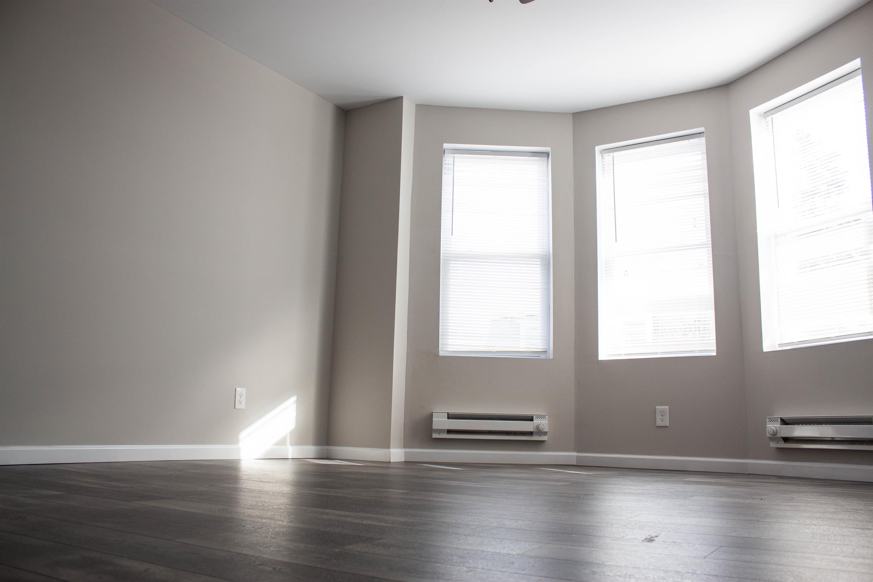 5924 North 12th St. - 2